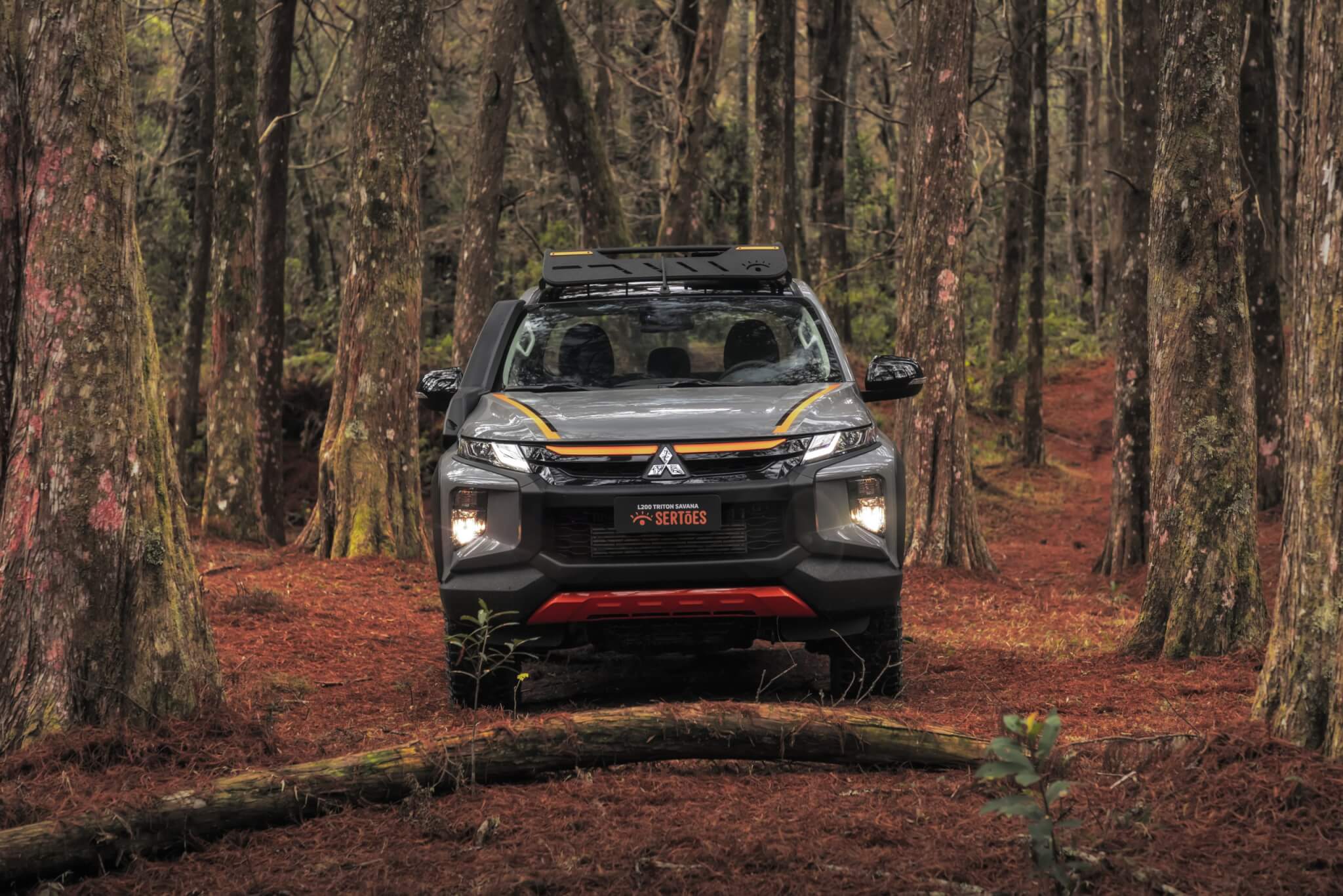 
L200-Triton-Savana-Sertoes