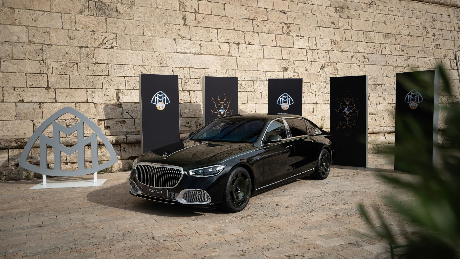 Mercedes Maybach V12, o sedan de 600 cv com apenas 50 unidades produzidas