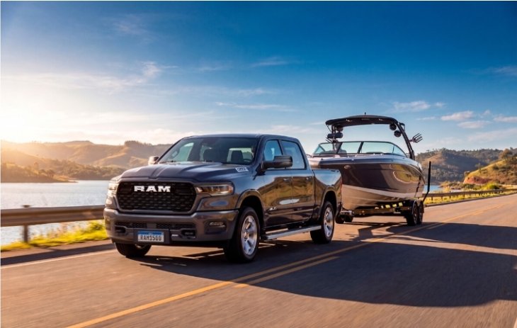 Nova Ram 1500 Big Horn abre nova porta ao universo das picapes grandes premium com 426 cv e 0 a 100 km/h em 5,3 segundos
